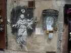Nuevo arte urbano de Banksy. Arte de la pared de graffiti famoso por el artista británico Banksy