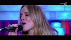 Véronic DiCaire imite Céline Dion et Anggun - C à vous - 28/10/2014