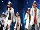 Backstreet Boys in concert at the Forum - Los Angeles - VIDEO