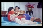 Kanavan Manaivi Hot Tamil Movie Scenes - Uma Maheswari, Rekha